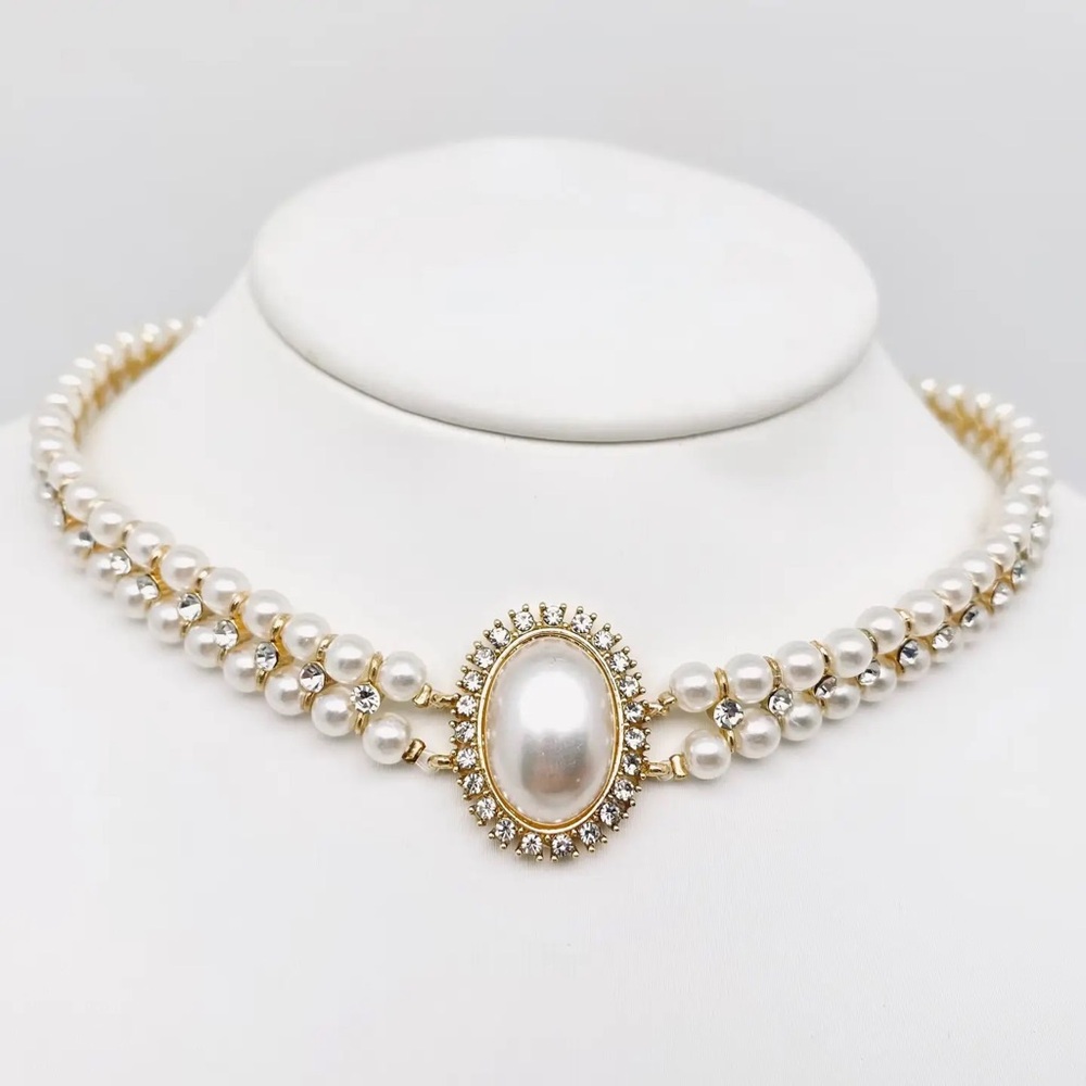 Gold and White Double Layer Pearl Rhinestone Choker Necklace w/Central Pendant
